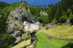 Predjama-Castle